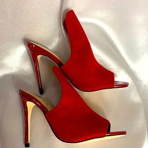❤️RED PEEP TOE HEELS 👠(NEW)